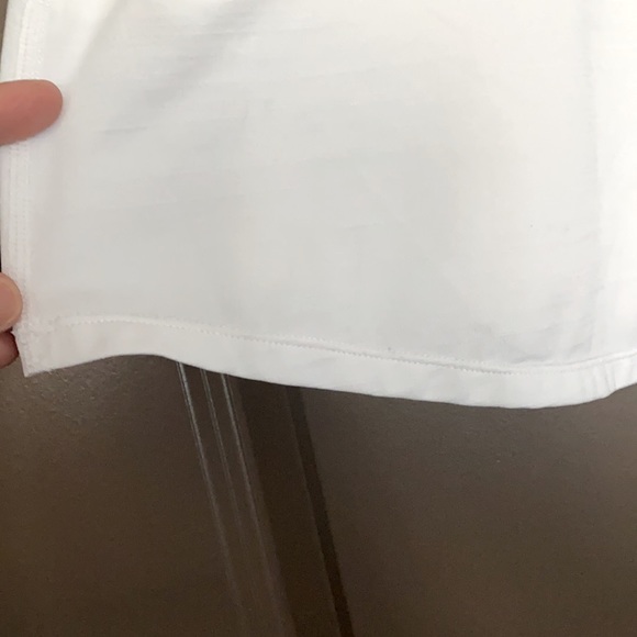 ‼️FREE WITH PURCHASE‼️ Nike Air Tank Top - Picture 5 of 6